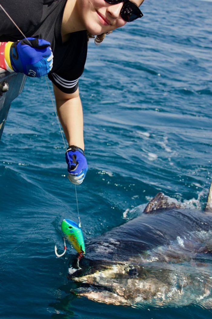 giant bluefin tuna fishing